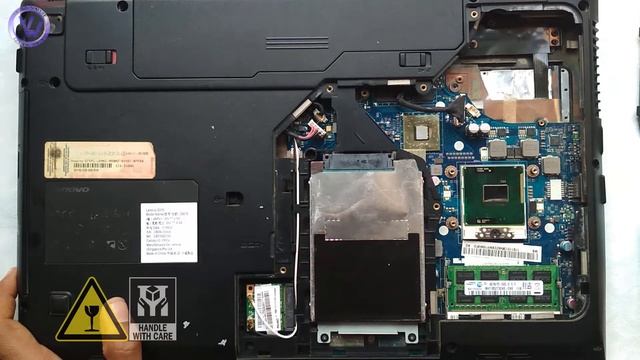 How to remove and apply thermal paste on processors in laptop | Lenovo Ideapad G570, AMD Radeon 630 смотреть онлайн