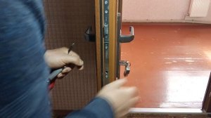 Замена личинки замка