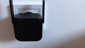 Xiaomi Mi WiFi Range Extender Pro 300Mbps. How to setup and unboxing. Network Expander Repeater.