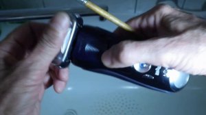 Как помыть электробритву Braun Series 7 после бритья