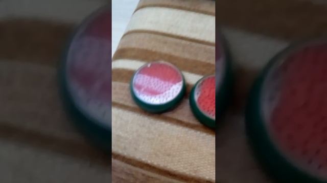 Нам гном желаний подорил 3 слайма и занами кажется кто-то следит и мы с моим другом видили Слендера смотреть онлайн