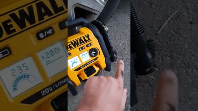 Dewalt DCC020I USA Автокомпресор. dewalt