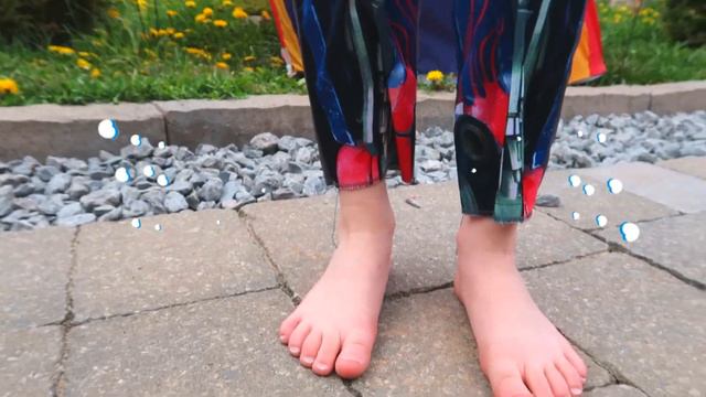 мама Пират воробей делает вечеринку в костюмах для Эммы и её друзей. emma wow смотреть онлайн