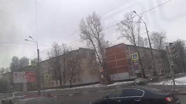 Трамвай 27 "Река Оккервиль  - ст. м. "Рыбацкое".