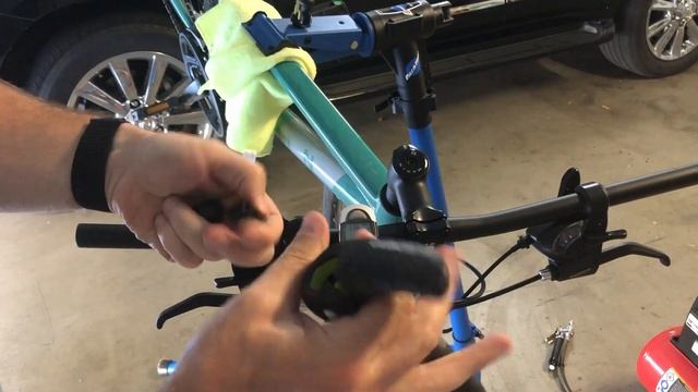 Marin Terra Linda 1 - Ergon GP2-S Grips Install смотреть онлайн