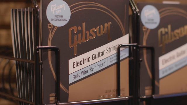 Mark Agnesi Discusses Gibson's New Factory Spec Strings смотреть онлайн