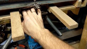 Давлю цифры делаю знаки своими руками Производство в гараже