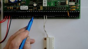 Подключение проводов, описание разьемов и их назначение.