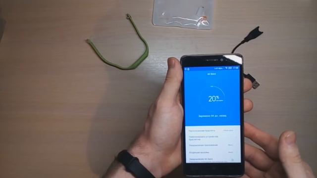 XIAOMI MI BAND - ОБЗОР ОРИГИНАЛЬНОГО ФИТНЕС БРАСЛЕТА С ALIEXPRESS смотреть онлайн