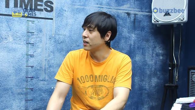 Fender USA American Standard Stratocaster HH смотреть онлайн