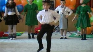 №8. "Скрюченный чарльстон" (Конфетти №4 — Экология №1)