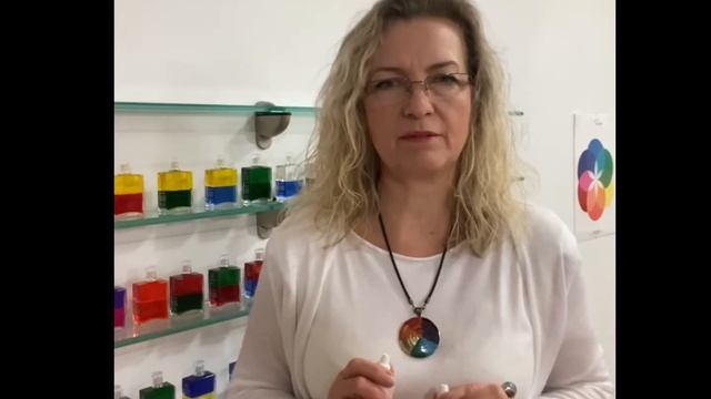 Чем отличается Помандер и Квинтэссенция смотреть онлайн