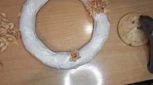 Осенний веночек из природных материалов