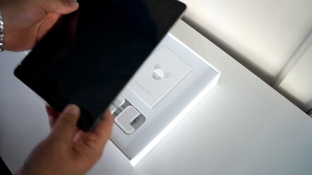 iPad Air 2 Unboxing! смотреть онлайн