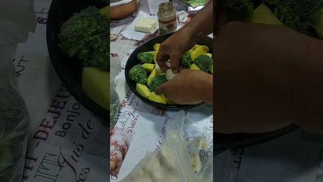 Акулий стейк с овощами в тандыре. Акула смотреть онлайн