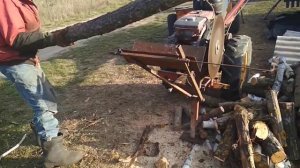 Заготовка дров. Пилим на мотоблоке.