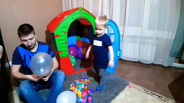 ЧЕЛЛЕНДЖ ТАЧКА из ВОЗДУШНОГО ШАРА / KIDS CAR from MAGIC BALLOONS IN KID'S HOUSE смотреть онлайн