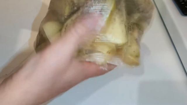 Вкусно - КАРТОФЕЛЬ по деревенски. Рецепт. Картошка, запеченная в духовке.
