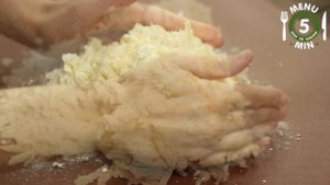 Булочки с сыром . Сконы с сыром . Сырные булочки без дрожжей . Рецепт шаг за шагом от menu5min