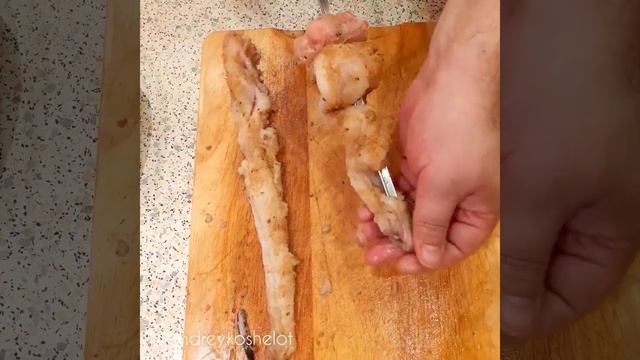 ШАШЛЫК ИЗ СОМА НА МАНГАЛЕ КАК ЗАМАРИНОВАТЬ И ВКУСНЫЙ СОУС К РЫБЕ