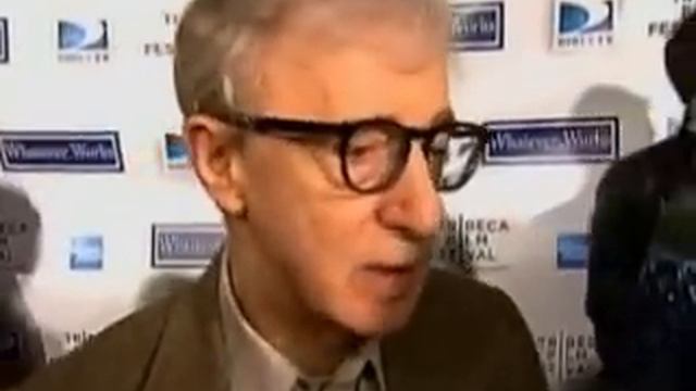 Woody Allen at Whatever Works premiere with Uma Thurman смотреть онлайн
