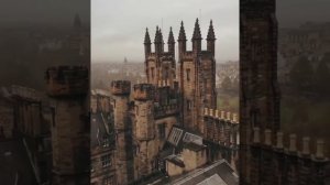 Эдинбург — уютный город старых книг, средневековых легенд и бесплатных музеев.