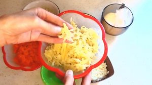 САЛАТ С КИЛЬКОЙ В ТОМАТНОМ СОУСЕ. МИМОЗА?! Вкусный салат с килькой в томате на праздничный стол.