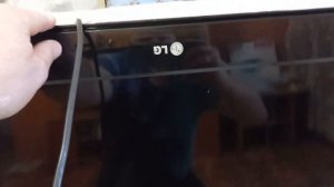 LG32LS340T не включается, индикатор моргает 2 раза.