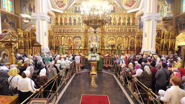 Вход Господень в Иерусалим. Божественная литургия. Трансляция смотреть онлайн