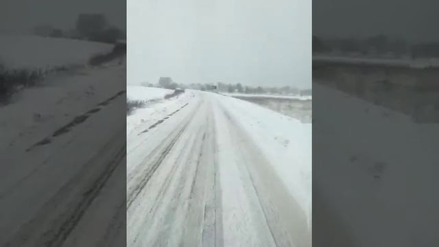 Трасса Чернигов Синьковка,после уборки снега