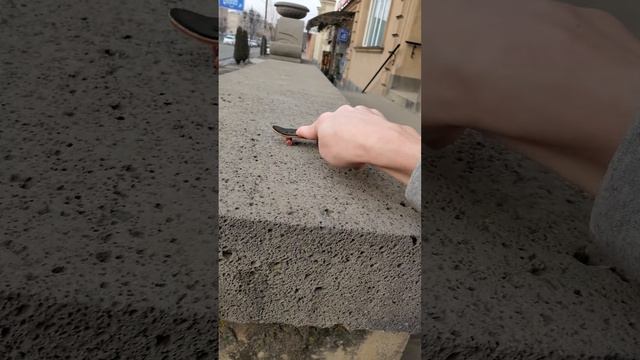 Олли на фингерборде ✌️ #скейт #скейтер #тикток #фингерборд #рекомендации #shorts #а4 #2023 смотреть онлайн