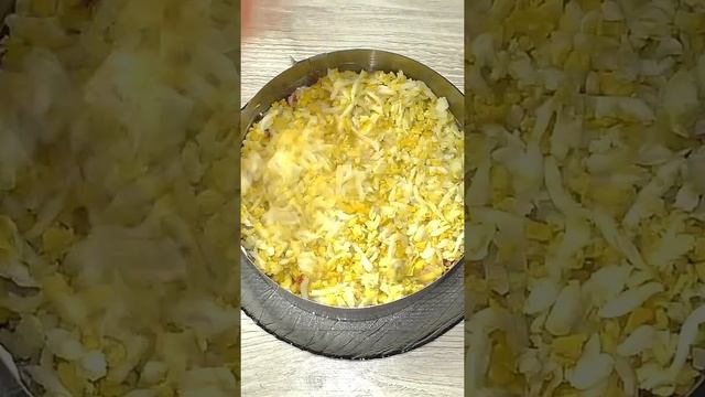 Салат "Нежная жена" оригинальный салат за 5 минут