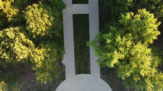 Орёл. Парк Победы 2021. Пролет на квадрокоптере DJI Mini SE. смотреть онлайн