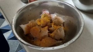 Как приготовить сома на мангале/Шашлык из сома в бараньей сетке