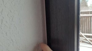 ... прорезиненный уголок для штукатурки, примыкание к окну после ФИНИШНЫХ РАБОТ. Ремонт квартир.