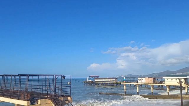 Сочи.Курортный городок.Море 7.11.23. смотреть онлайн