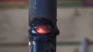 Как заварить тонкую-тонкостенную трубу без отрыва, горизонт.mp4