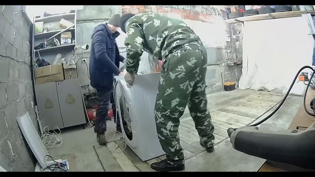 Замена подшипника в стиральной машинке с не разборным барабаном Индезит смотреть онлайн