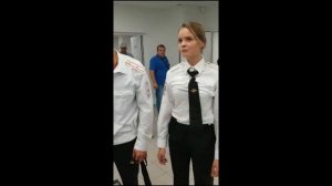 Пусси Райот в форме сотрудников полиции выбежали на поле во время игры Франция-Хорватия!