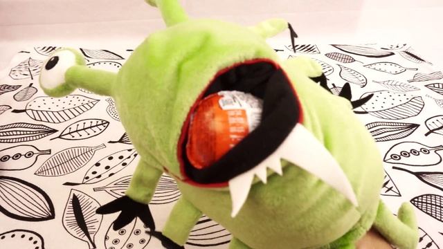 3 в 1: Лунтик, робокар Поли и киндер-сюрпризы. Видео для детей. смотреть онлайн