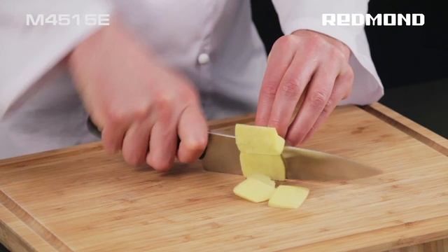 Lamb rogan josh in the Multi cooker REDMOND RMC-M4515E смотреть онлайн