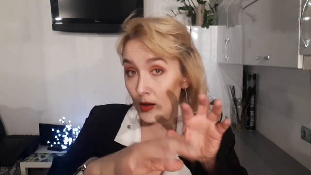 Кошка дерёт обои: что делать?! смотреть онлайн