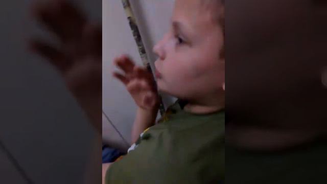 Про хлеб из школьной столовой и прочий бред