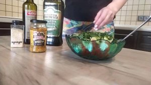 Простой салат из брынзы