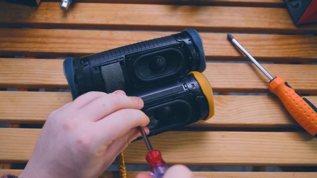 Влияет ли ВЕРСИЯ колонки JBL на ЗВУК? - Сравнение ДВУХ РАЗНЫХ версий JBL FLIP 5 смотреть онлайн