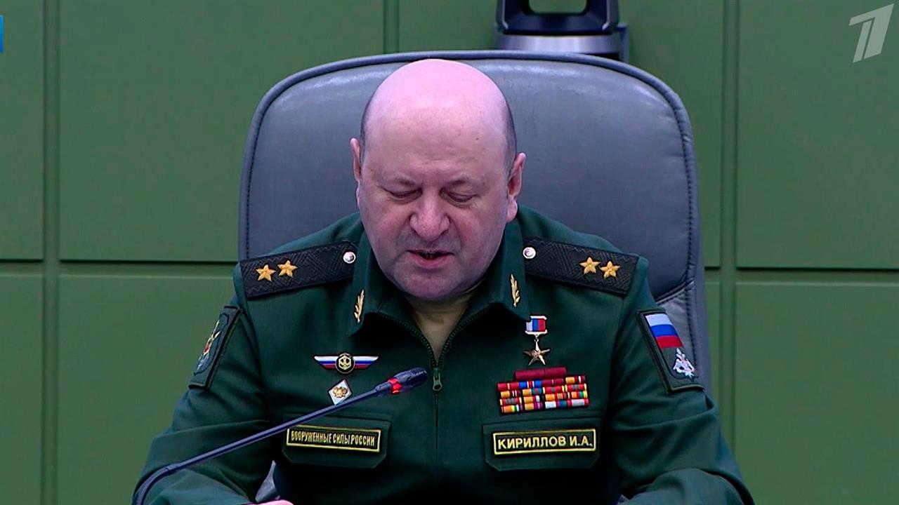 Киев хочет помешать продвижению российских войск, подрывая на их пути емкости с опасными химикатами