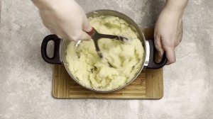 КАК ПРИГОТОВИТЬ КАРТОФЕЛЬНОЕ ПЮРЕ ЗАПЕЧЕННОЕ В ДУХОВКЕ С СЫРОМ? Праздничный гарнир, быстро и вкусно