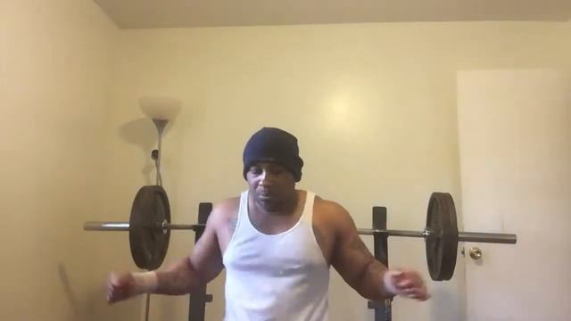 175 lb Strict competition curls & 250 lb bench semi-superset смотреть онлайн
