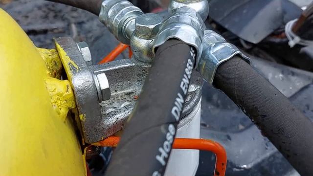 экскаватор на "Дровах" - первая серьезная поломка! смотреть онлайн