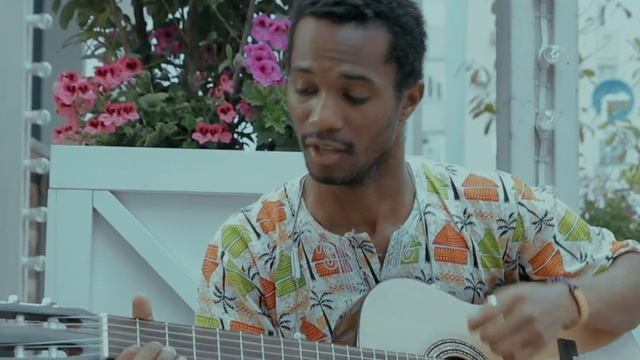 Песня о любви на португальском языке